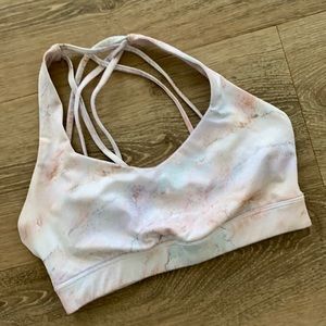 Lilac marble print criss cross sports bra